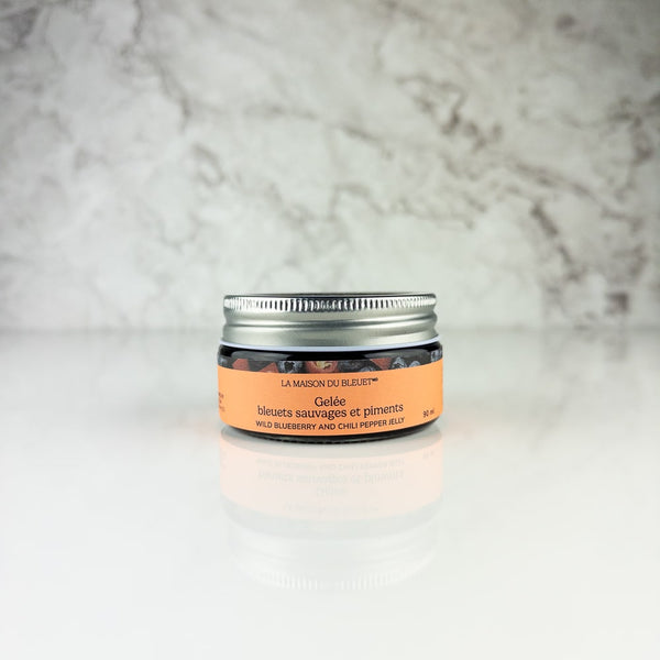 Geleé de bleuets sauvages et de piments en pot de 90ml fait par La Maison du Bleuet