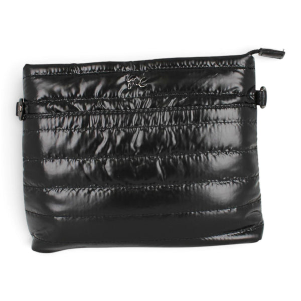 Sac bandoulière Maison Taïga noir en nylon matelassé avec fermeture éclair, design urbain compact et fonctionnel.