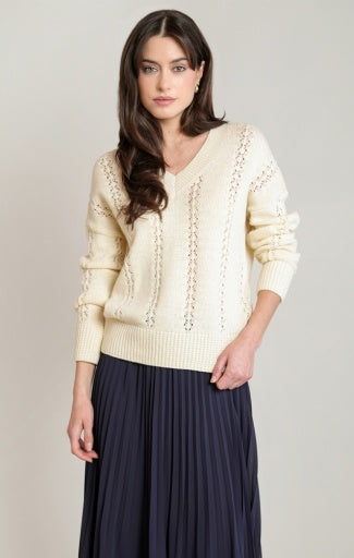 V-NECK SWETER