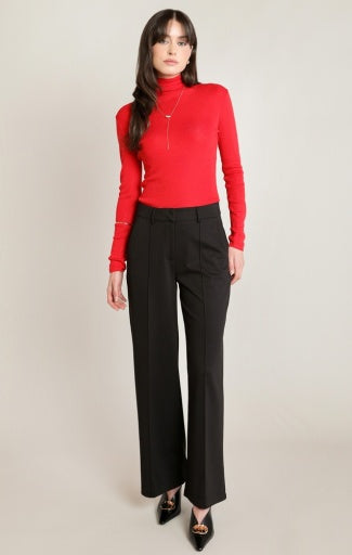 FINE KNIT MOCKNECK TOP