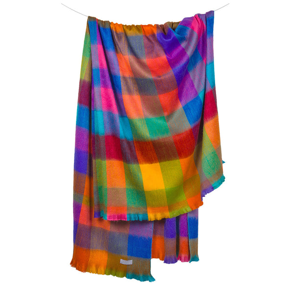 Jeté à franges en mélange d’alpaga – Carreaux multicolores – Pokoloko