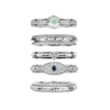 Bague de méditation Rosebud – MeditationRings – présentée avec d’autres modèles de bagues