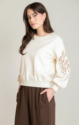 EMBROIDERED SWEATER TOP