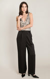EMBROIDERED STAPPY TOP