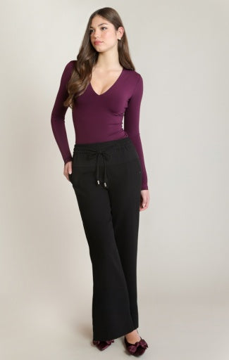 V-NECK BODYSUIT