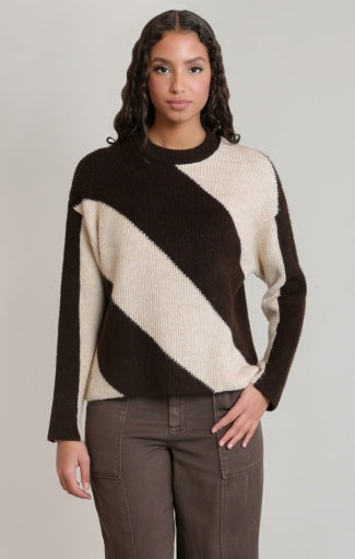 DIAGONAL STRIPE SWEATER